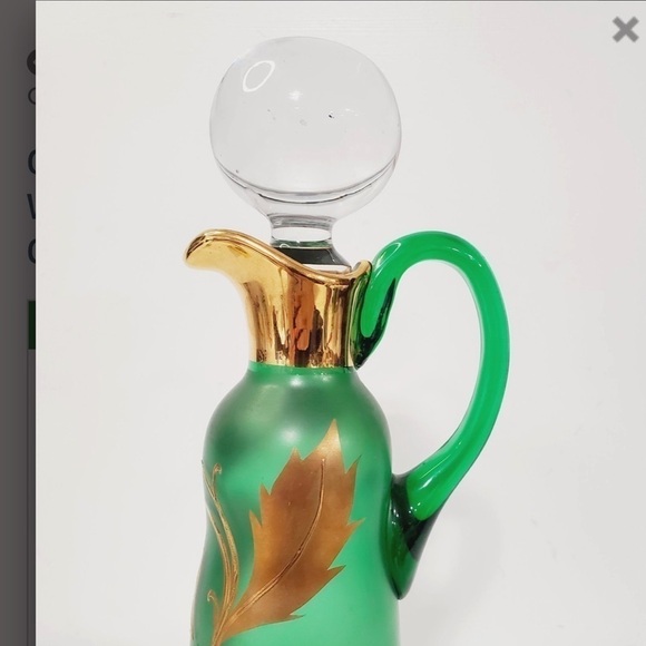 Green Frosted Bohemian Green Glass
With Gold Leaves Pitcher & Glass
Cocktail Set - Picture 5 of 8